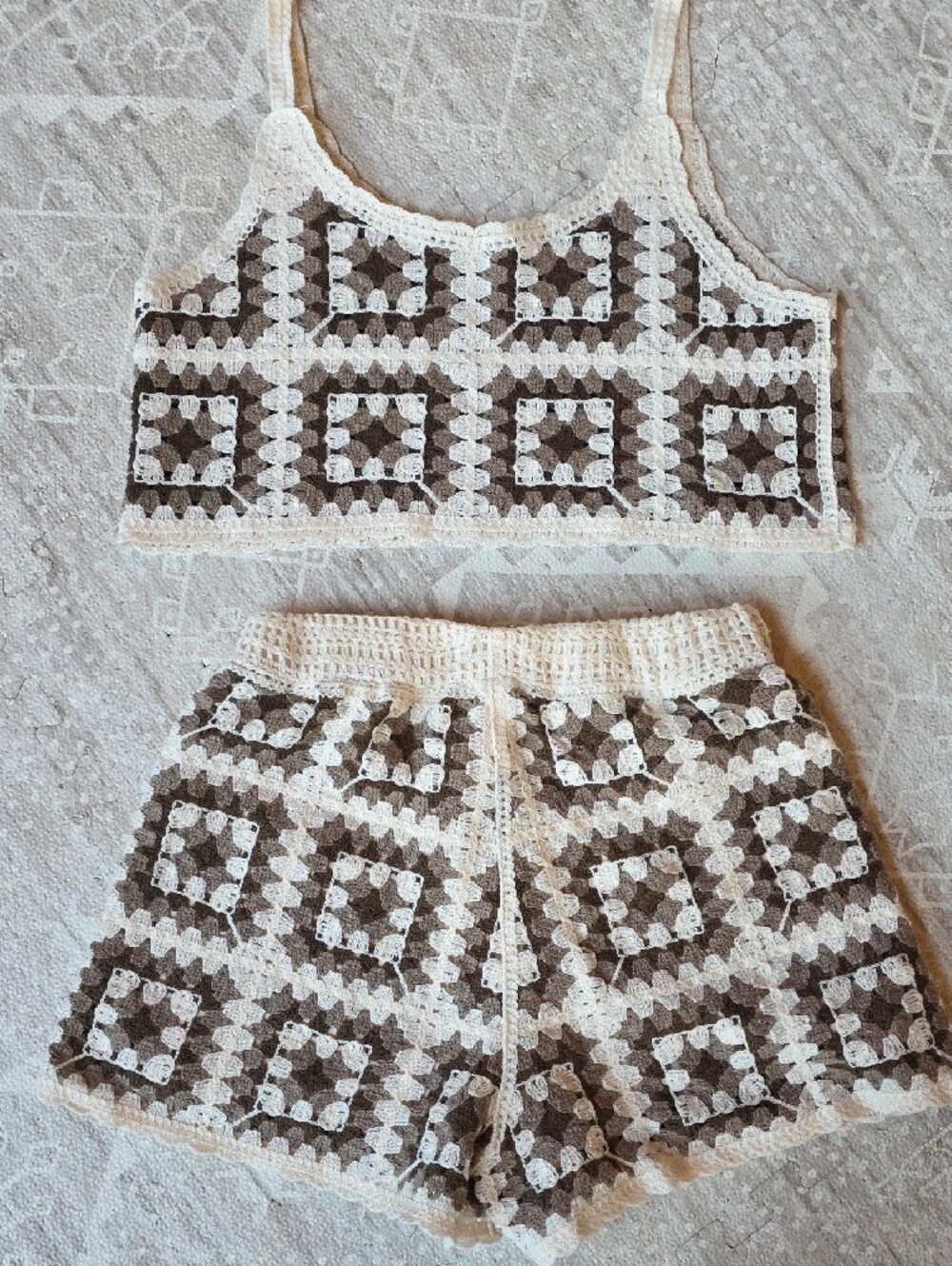 Handmade Crochet Shorts and Crop Tank Set - Picture 5 of 6